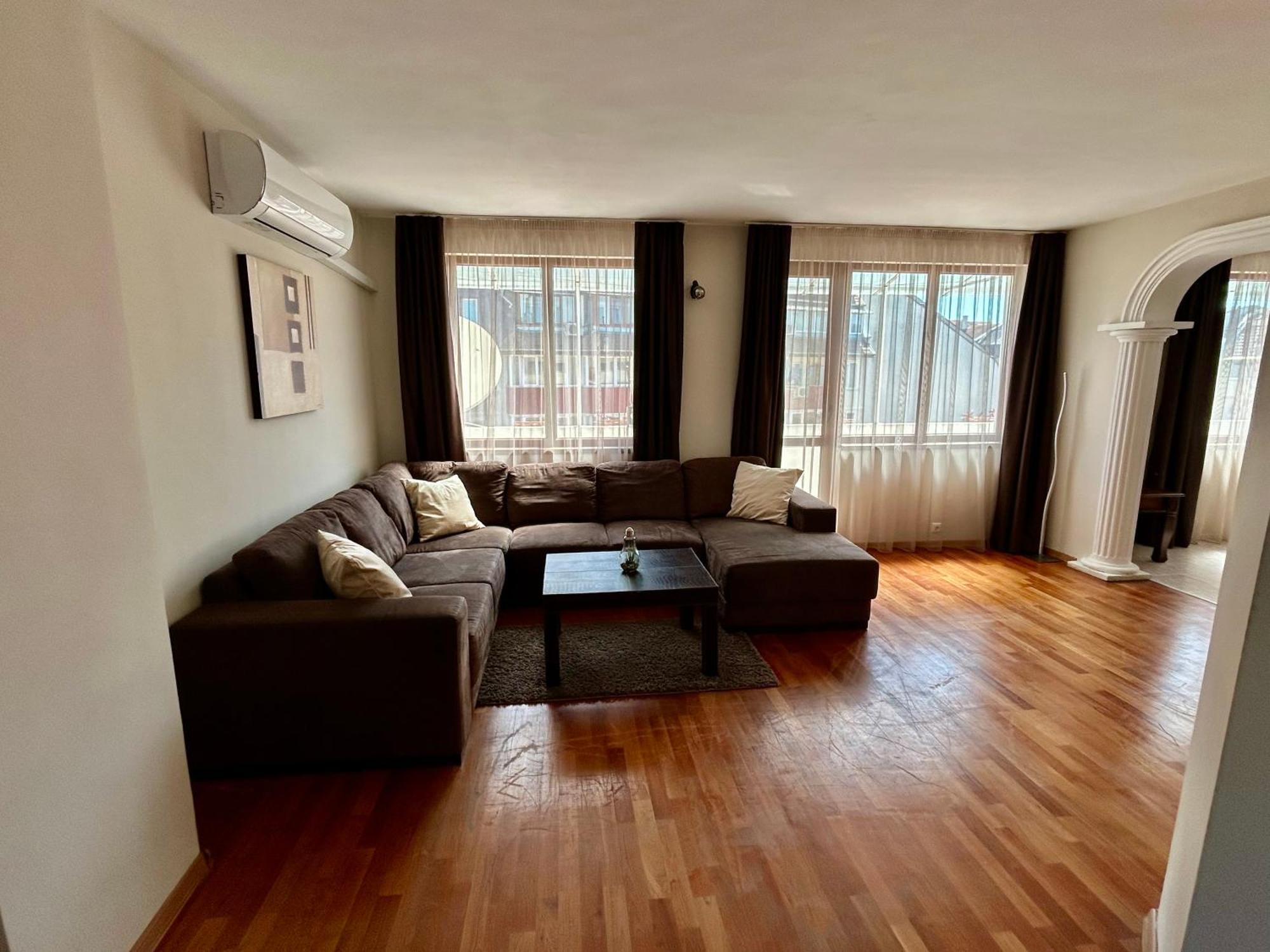 Fenix 2 Bedroom Apartment Varna Center Exterior photo